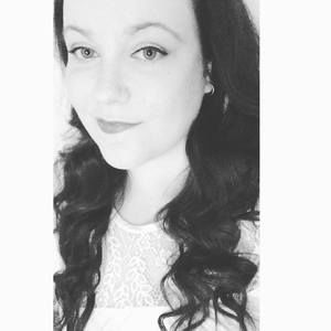 Meet your Posher, Katelyn